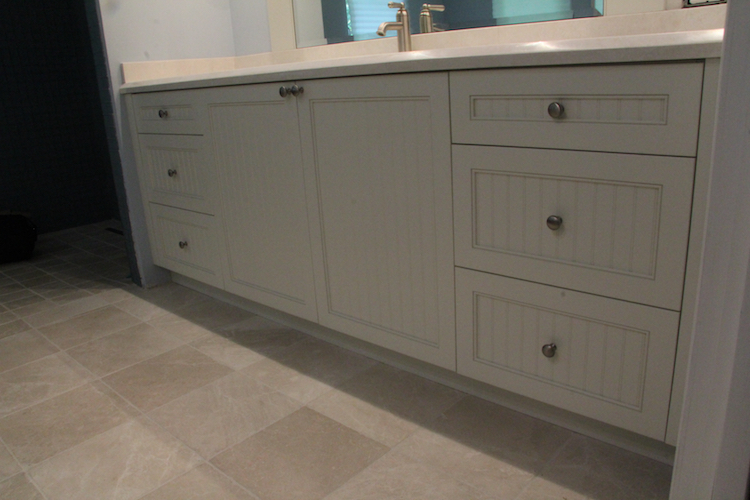 Custom Wood Vanities 14